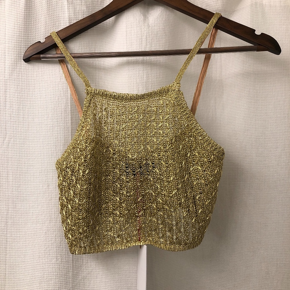 JAGGER & STONE shiny gold halter top